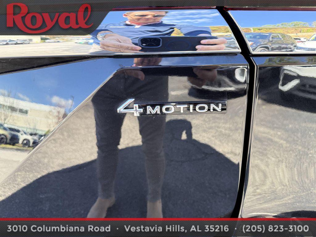 used 2025 Volkswagen Atlas car, priced at $44,680