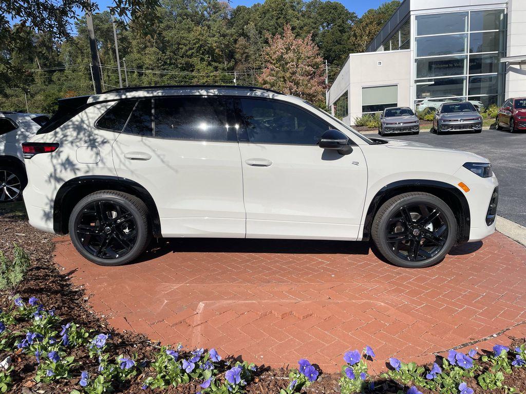 new 2026 Volkswagen Tiguan car, priced at $37,488