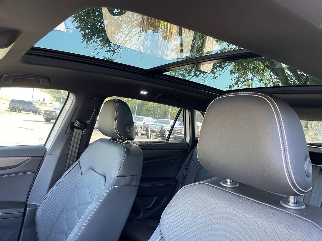 new 2026 Volkswagen Atlas Cross Sport car, priced at $43,804