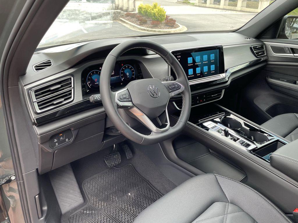new 2026 Volkswagen Atlas Cross Sport car, priced at $43,558