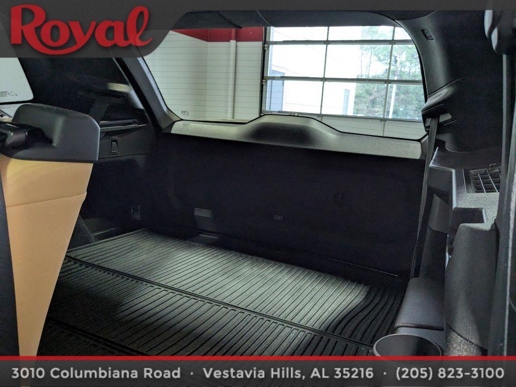 used 2024 Volvo XC90 car