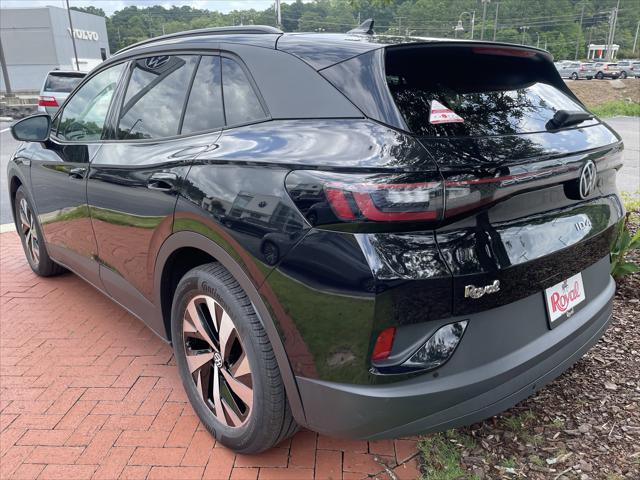 new 2025 Volkswagen ID.4 car, priced at $39,720
