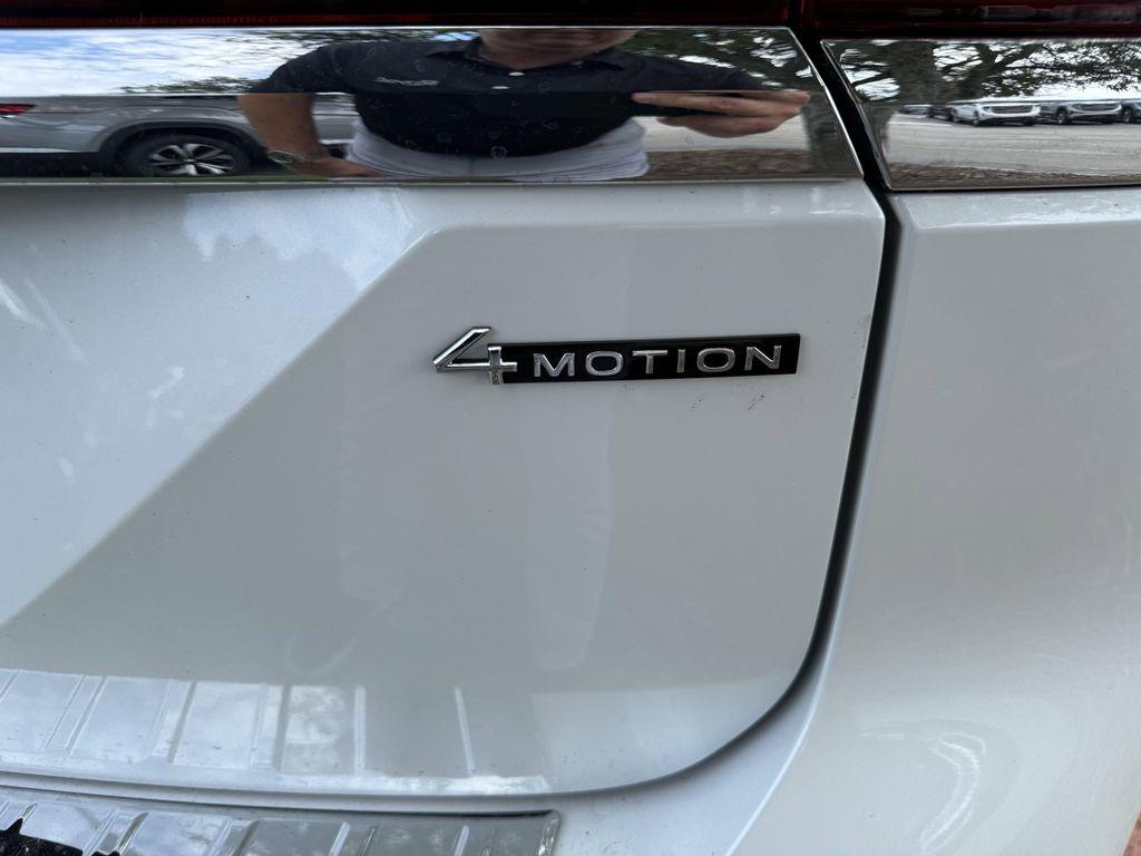 new 2026 Volkswagen Atlas car, priced at $55,585