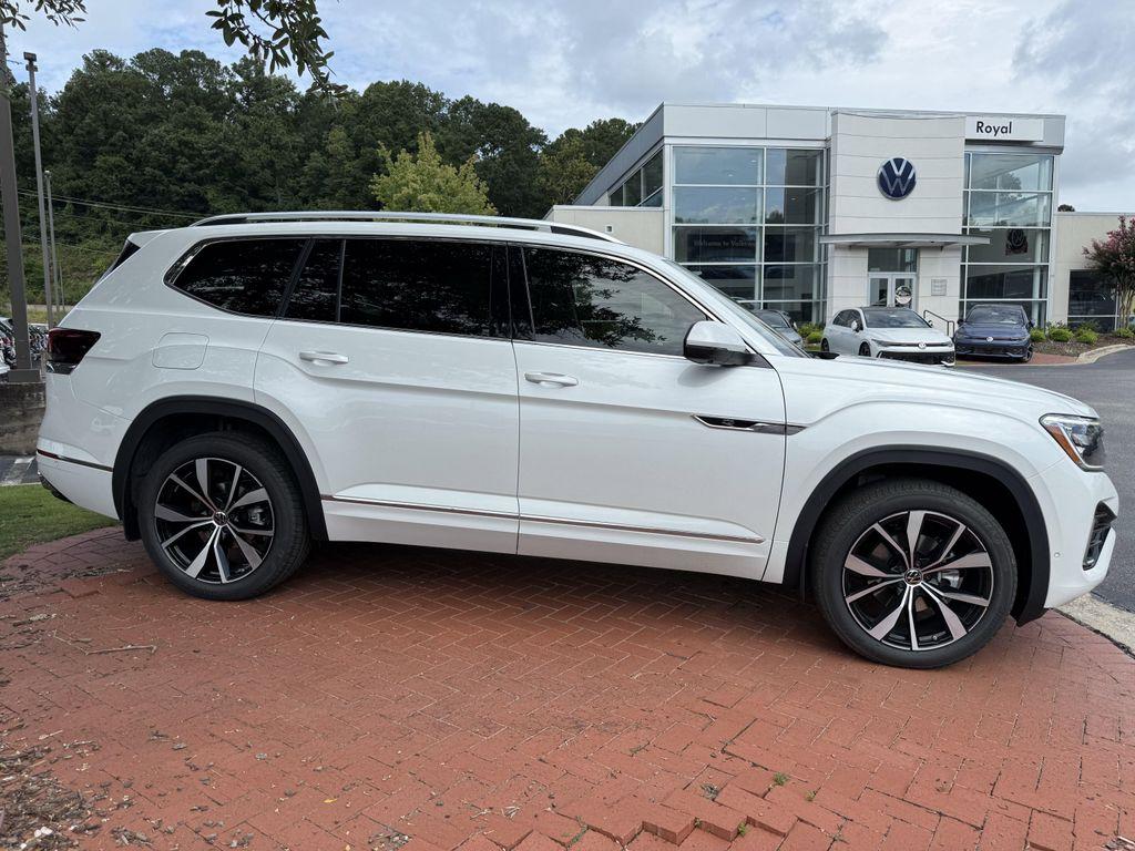 new 2026 Volkswagen Atlas car, priced at $55,585