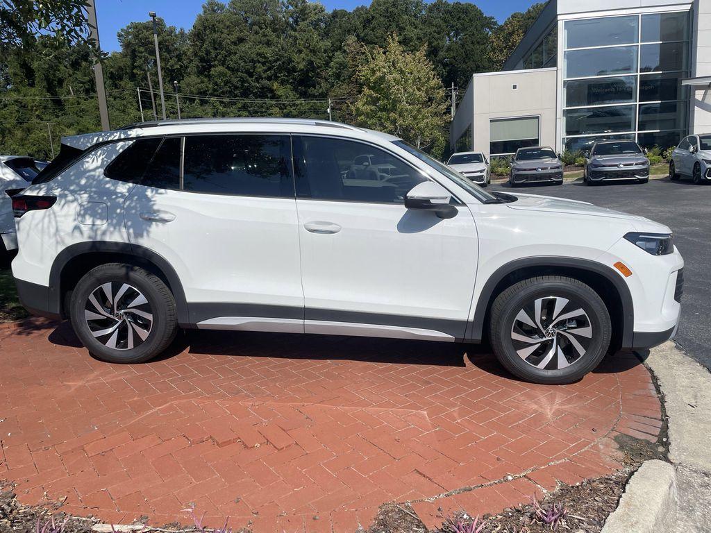 new 2025 Volkswagen Tiguan car, priced at $29,751