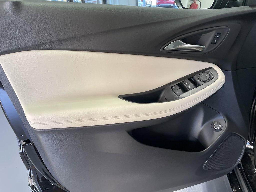 new 2025 Buick Encore GX car, priced at $29,575