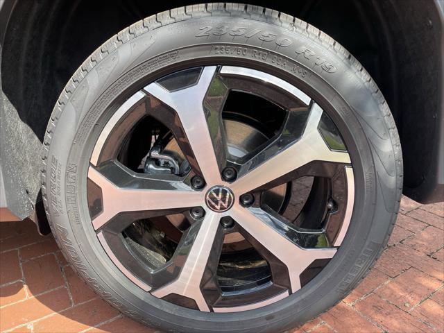 new 2025 Volkswagen Tiguan car, priced at $35,421