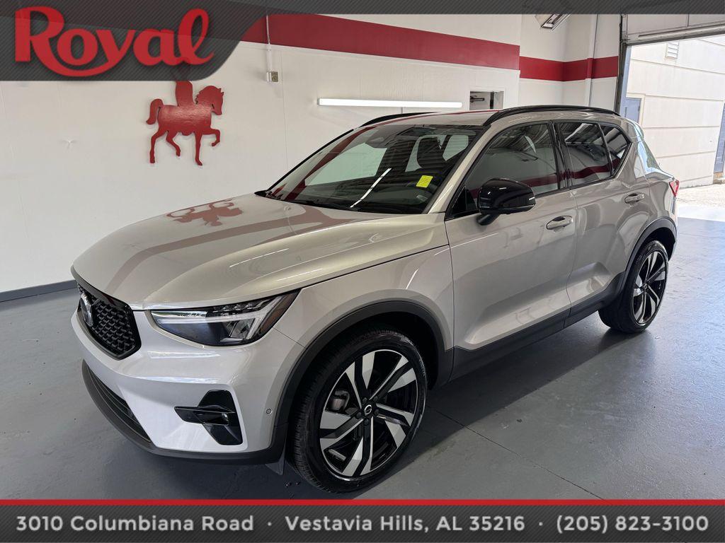 used 2025 Volvo XC40 car, priced at $40,881