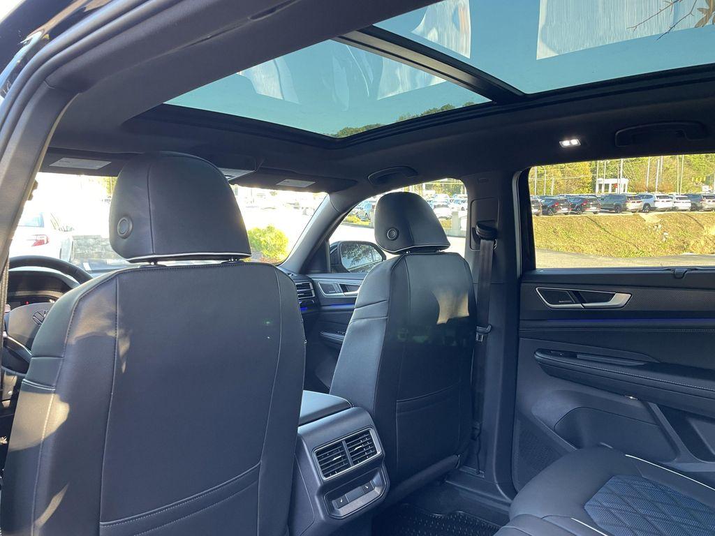 new 2026 Volkswagen Atlas Cross Sport car, priced at $53,260