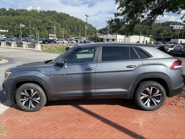 new 2025 Volkswagen Atlas Cross Sport car, priced at $35,753