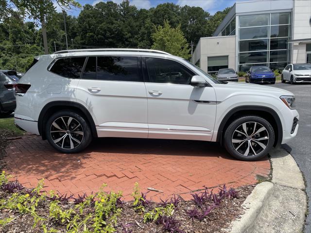 new 2025 Volkswagen Atlas car, priced at $52,946