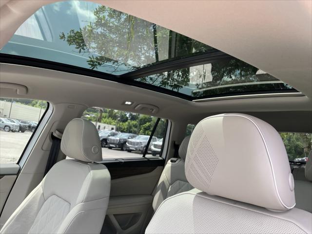new 2025 Volkswagen Atlas car, priced at $52,946