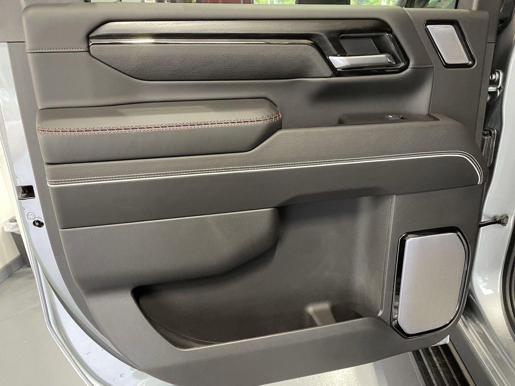 new 2025 GMC Sierra 2500 car, priced at $104,140