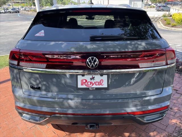 new 2025 Volkswagen Atlas Cross Sport car, priced at $40,552