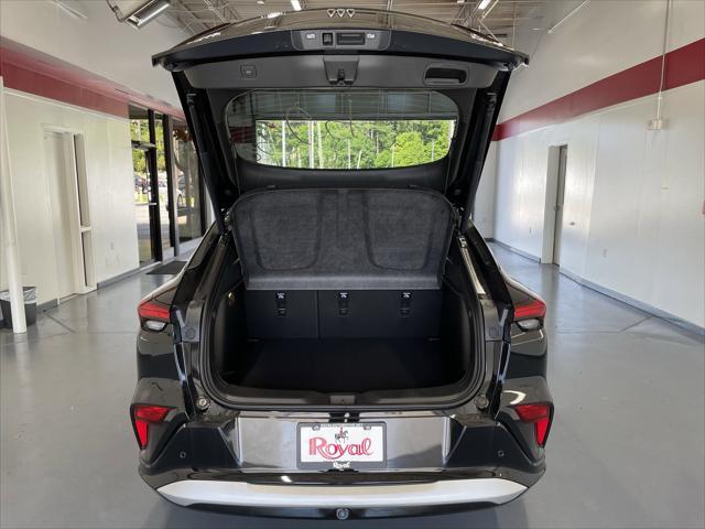 new 2025 Buick Envista car, priced at $29,820