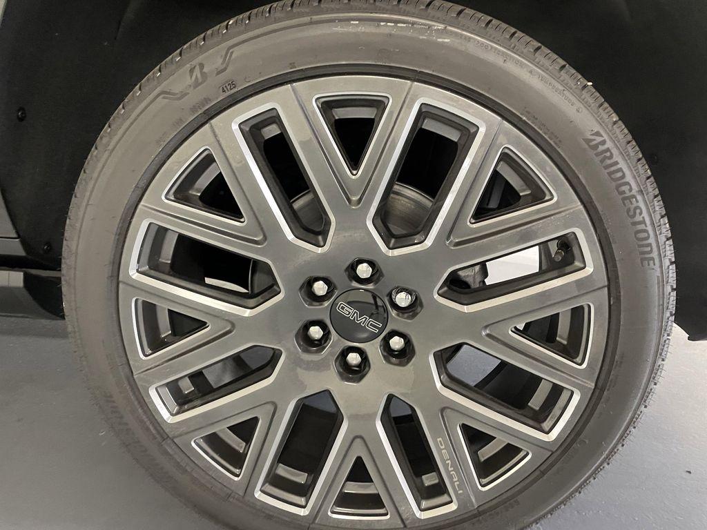 new 2026 GMC Yukon XL car, priced at $111,985