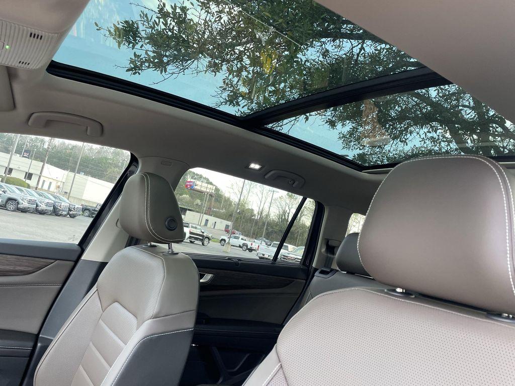 new 2025 Volkswagen Atlas car, priced at $44,972