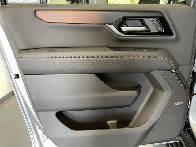 new 2025 GMC Yukon XL car, priced at $91,735