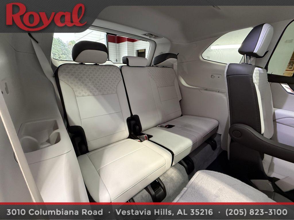 used 2024 GMC Acadia car, priced at $49,989