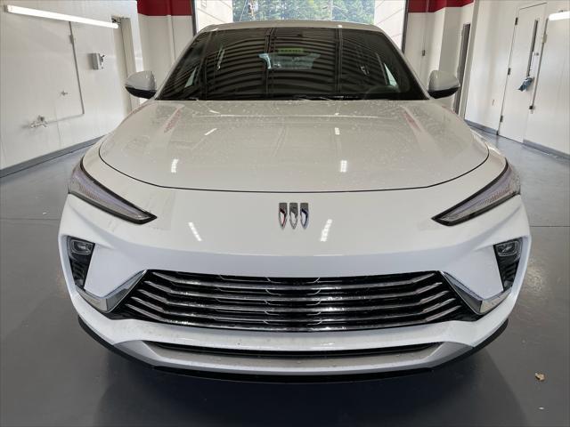 new 2025 Buick Envista car, priced at $25,195