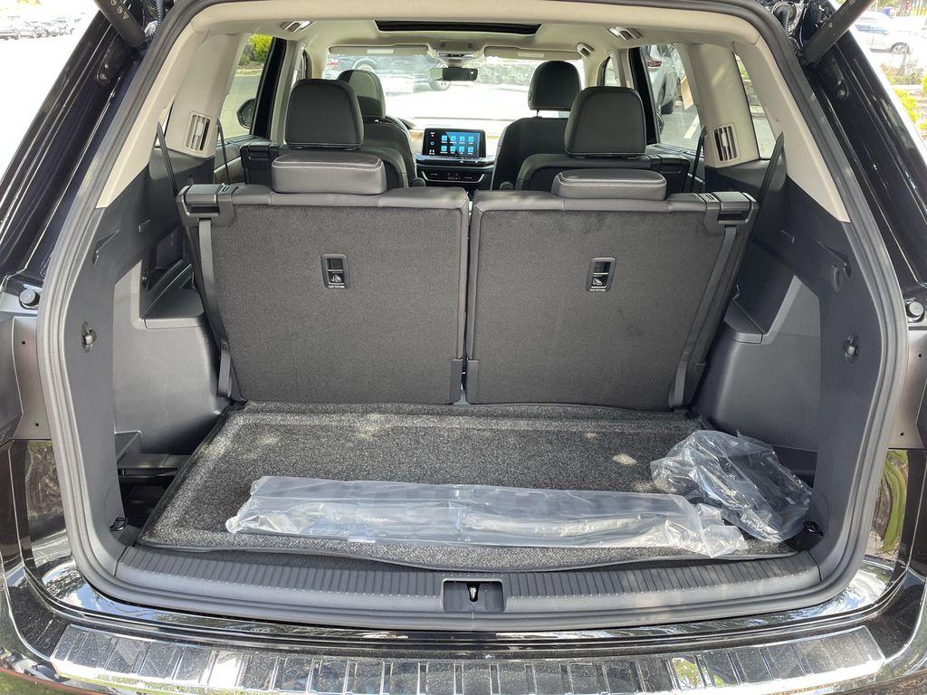 new 2026 Volkswagen Atlas car, priced at $45,254