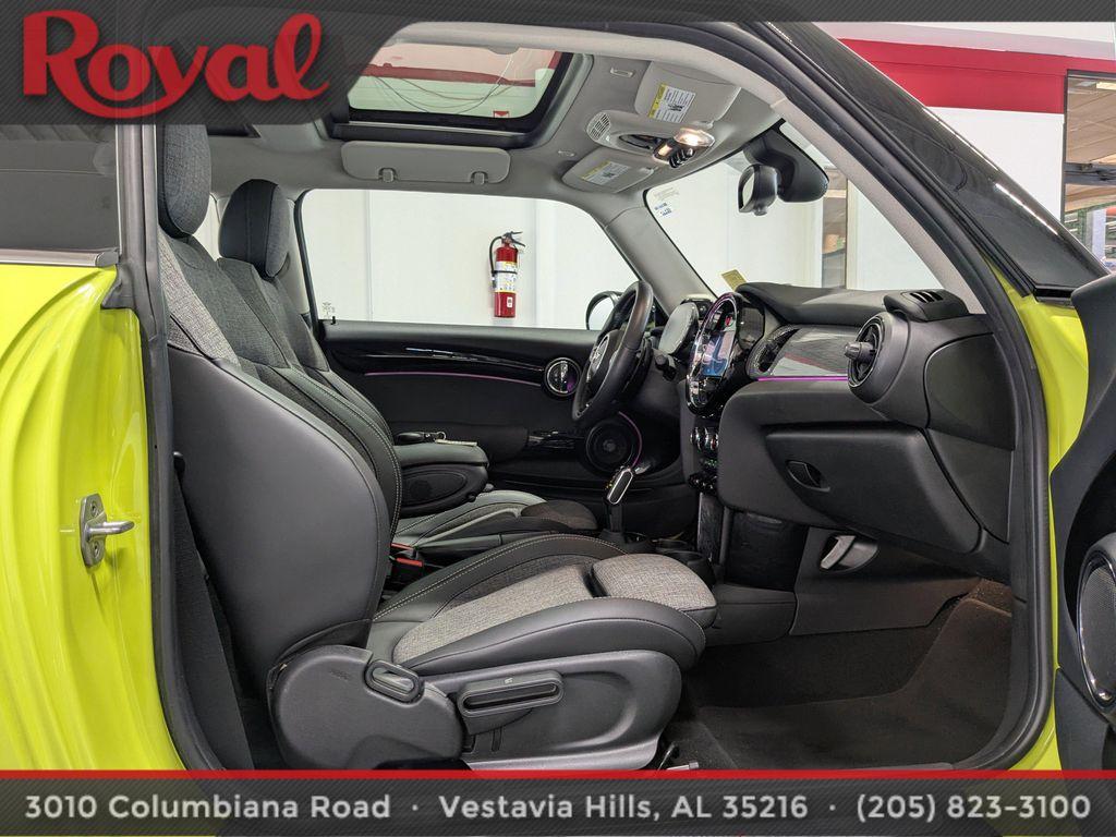 used 2023 MINI Hardtop car, priced at $24,987