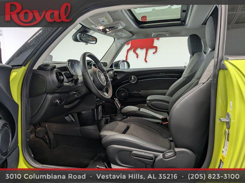 used 2023 MINI Hardtop car, priced at $24,987
