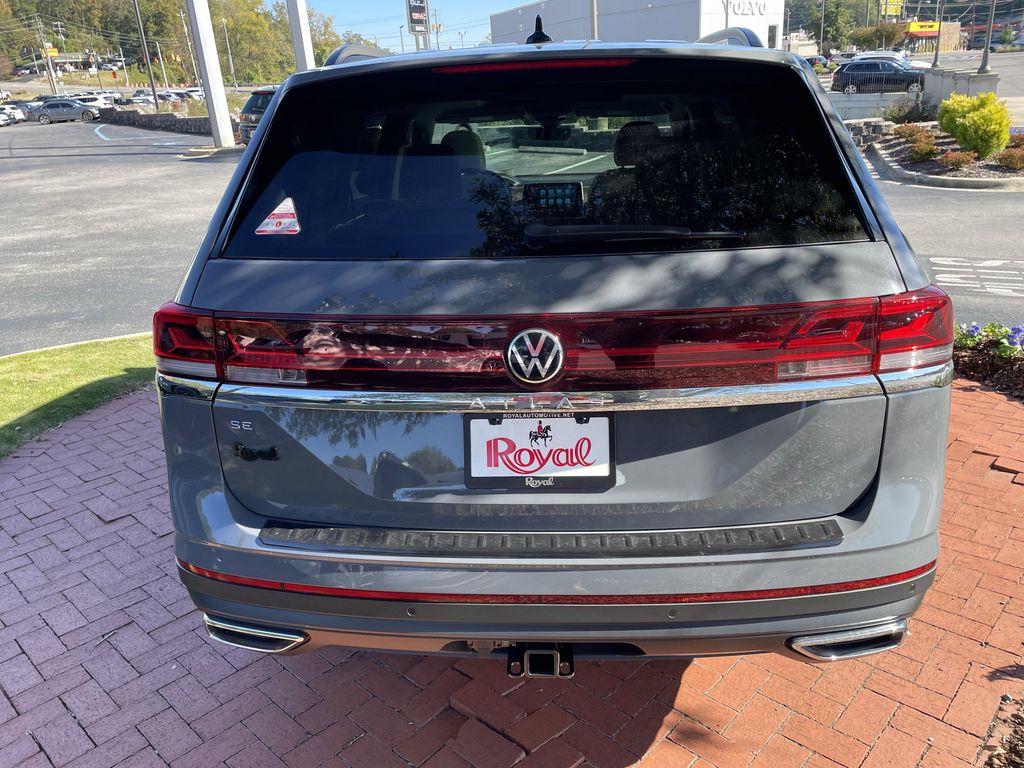 new 2026 Volkswagen Atlas car, priced at $45,529
