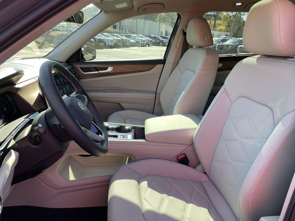 new 2026 Volkswagen Atlas car, priced at $45,529