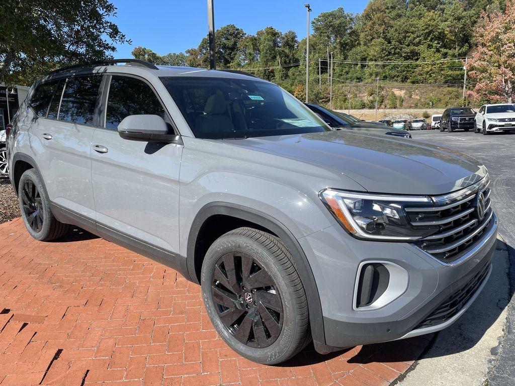 new 2026 Volkswagen Atlas car, priced at $45,529