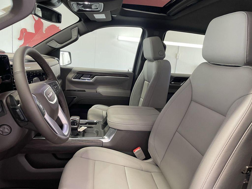 new 2025 GMC Sierra 1500 car, priced at $66,559