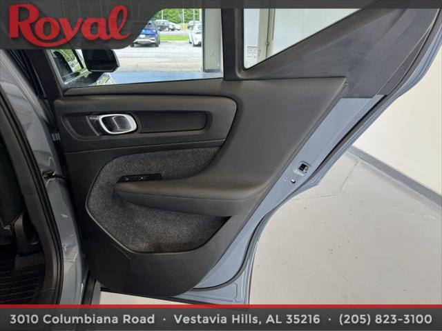 used 2022 Volvo XC40 car, priced at $30,489