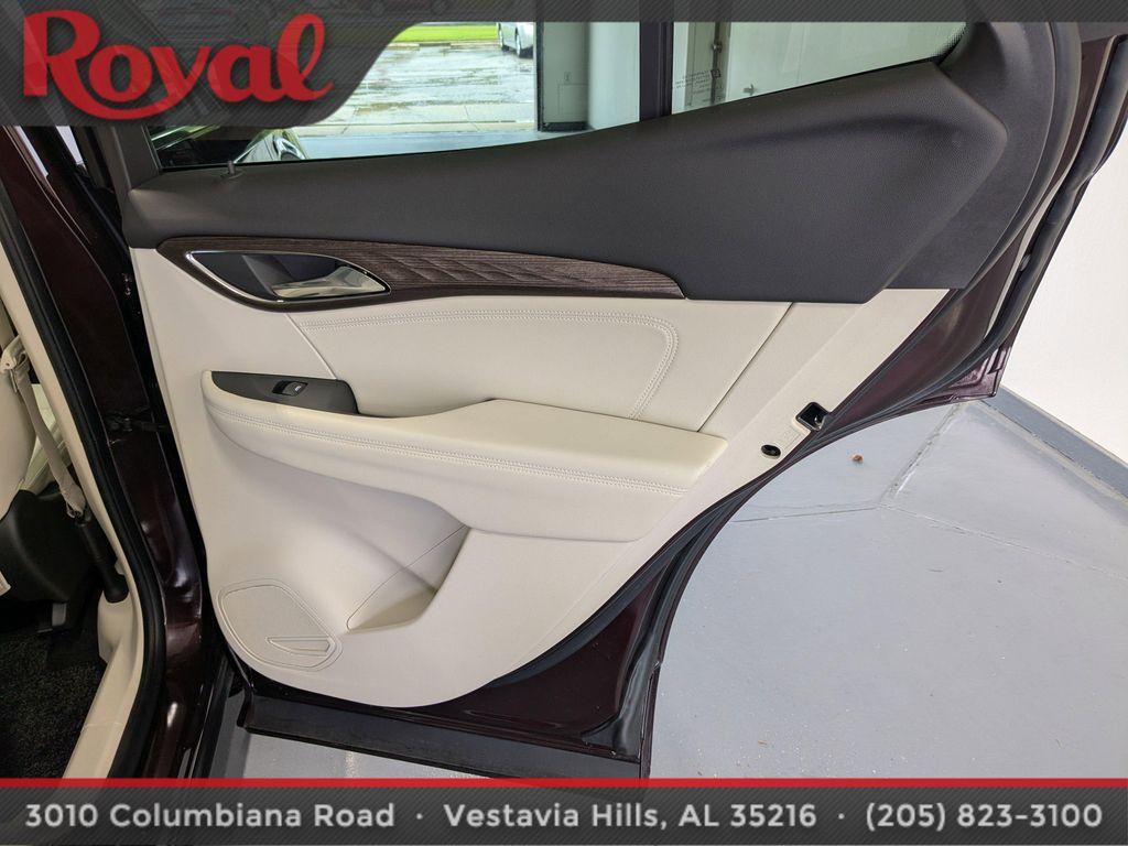 used 2023 Buick Envision car, priced at $31,587