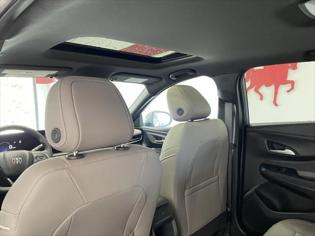 new 2025 Buick Envista car, priced at $31,335