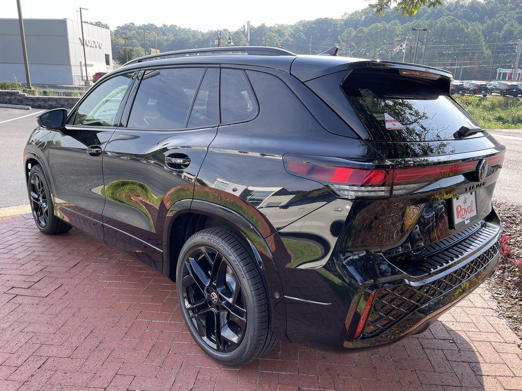 new 2025 Volkswagen Tiguan car, priced at $35,985