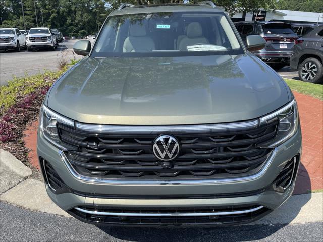new 2025 Volkswagen Atlas car, priced at $52,336