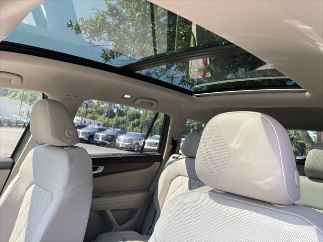 new 2025 Volkswagen Atlas car, priced at $52,336