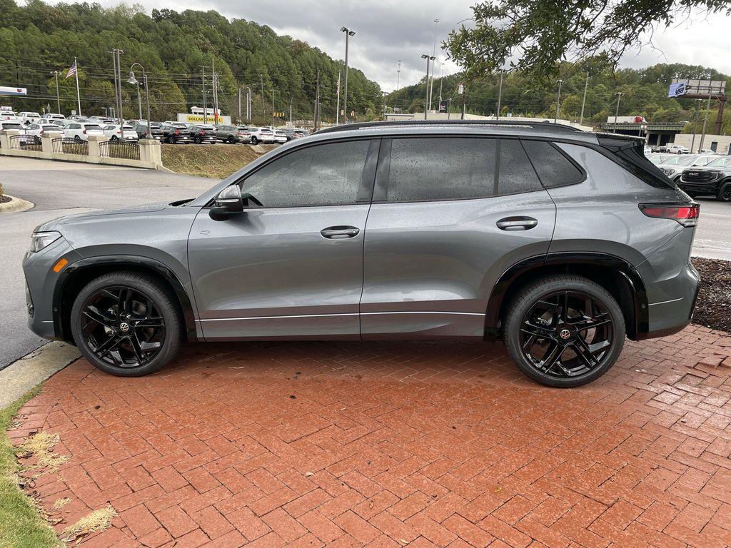 new 2026 Volkswagen Tiguan car, priced at $37,903