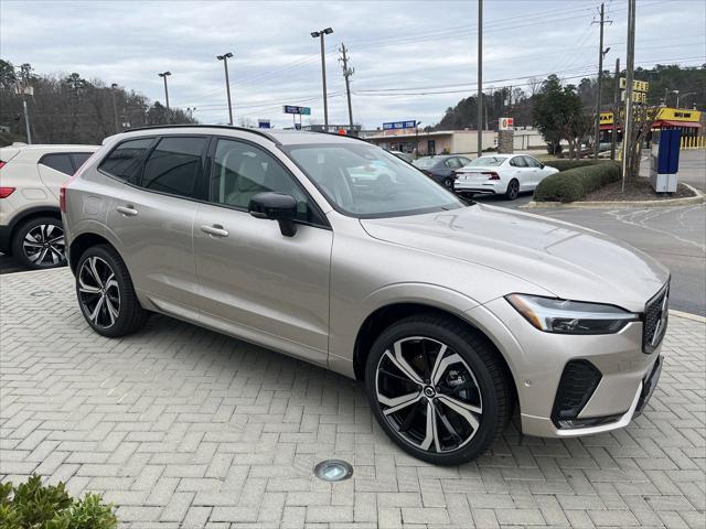 new 2025 Volvo XC60 car, priced at $59,885