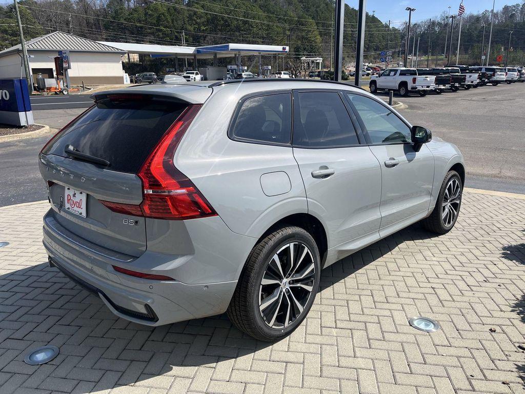 new 2025 Volvo XC60 car, priced at $54,585