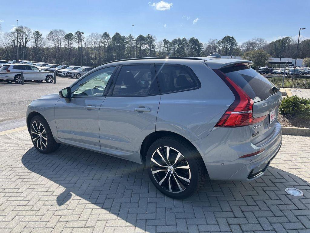 new 2025 Volvo XC60 car, priced at $54,585