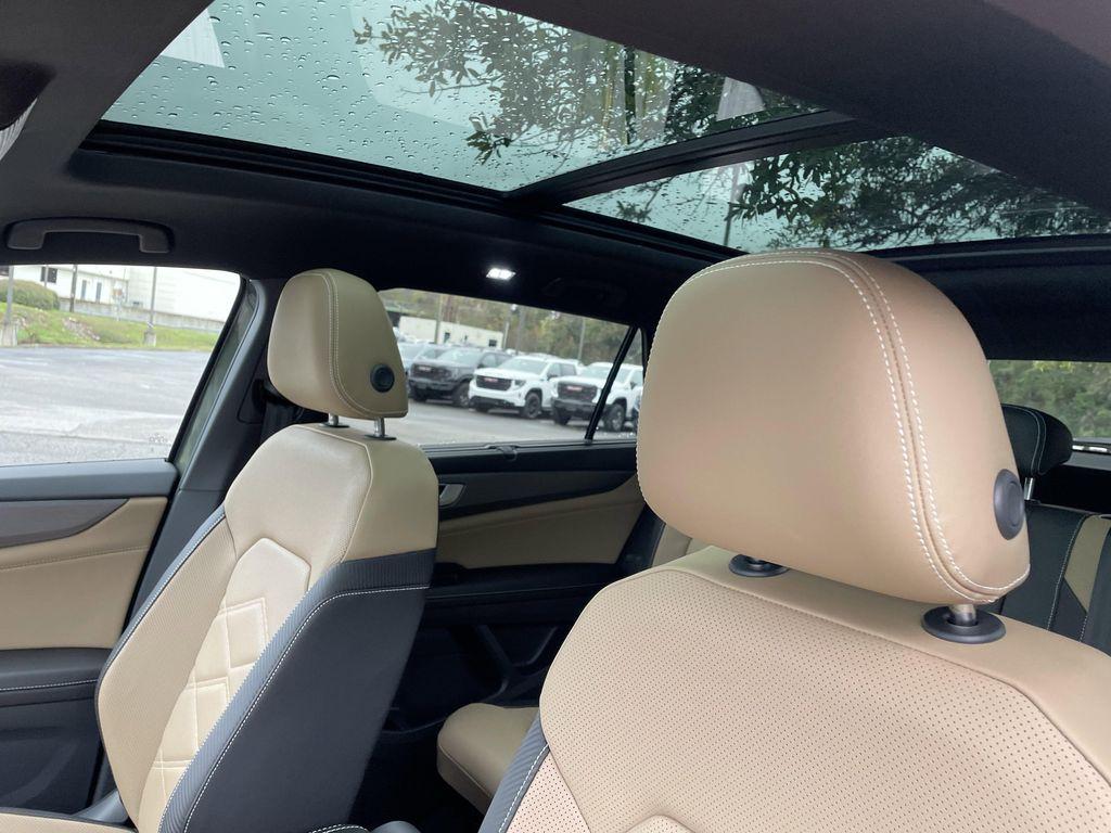 new 2026 Volkswagen Atlas Cross Sport car, priced at $44,265