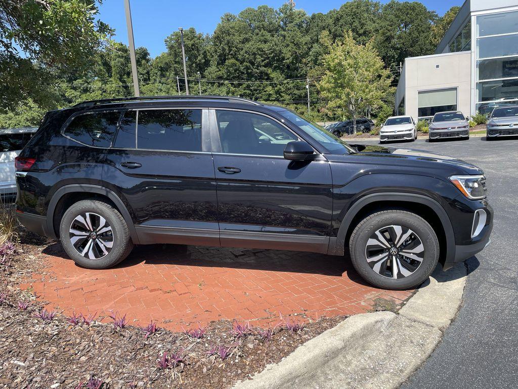 new 2026 Volkswagen Atlas car, priced at $39,036