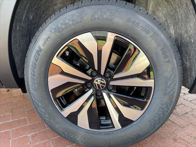new 2025 Volkswagen Atlas car, priced at $35,404