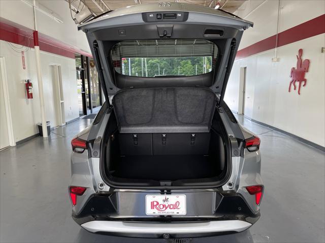 new 2025 Buick Envista car, priced at $30,320
