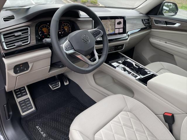 new 2025 Volkswagen Atlas car, priced at $52,675