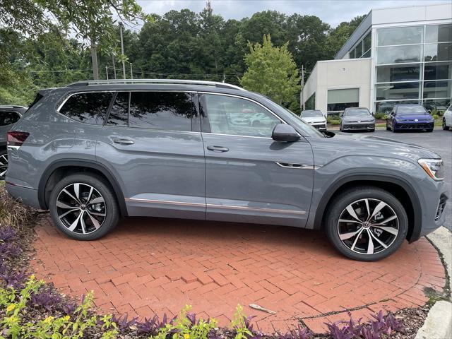 new 2025 Volkswagen Atlas car, priced at $52,675