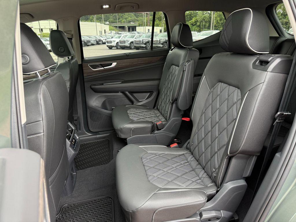 new 2026 Volkswagen Atlas car, priced at $55,148