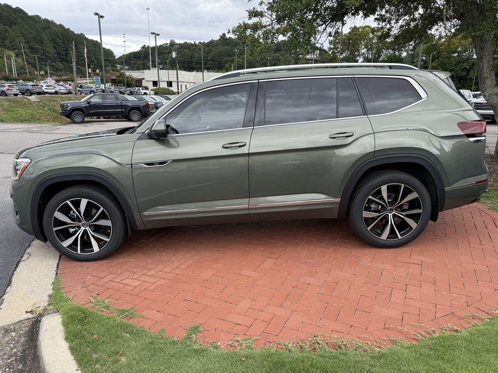new 2026 Volkswagen Atlas car, priced at $55,148
