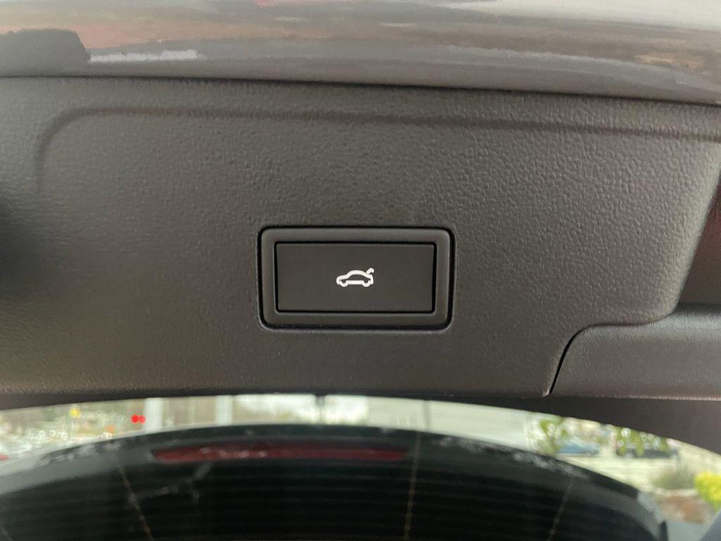 new 2026 Volkswagen Atlas Cross Sport car, priced at $44,702